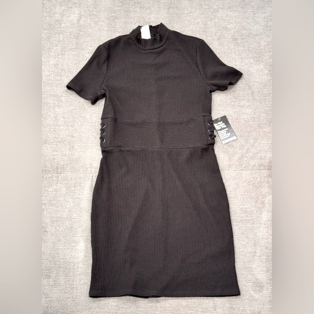 Express Size Small Short Sleeve Dress in Black